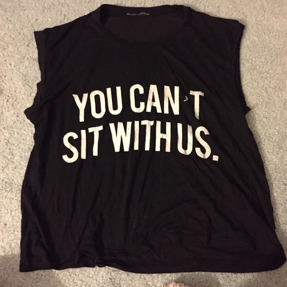 Brandy Melville sleeveless top - Picture 2 of 3