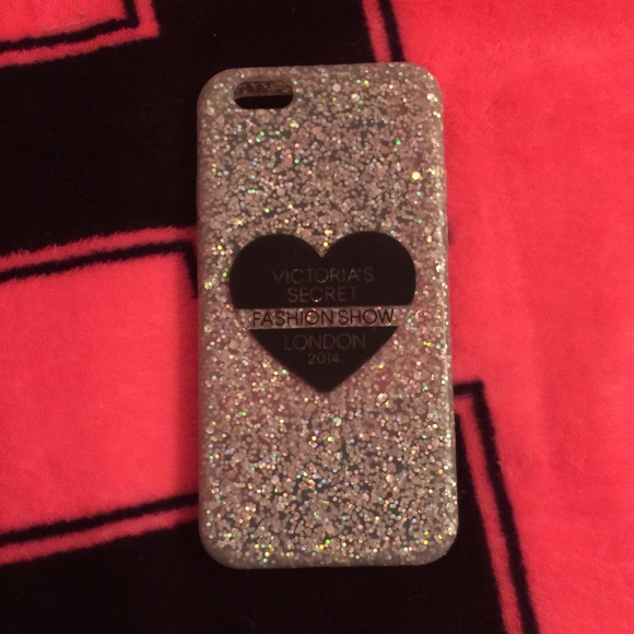 VICTORIA'S SECRET IPHONE 6 CASE