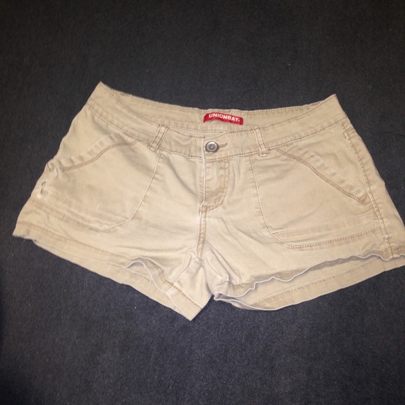 Khaki Shorts - Picture 1 of 3