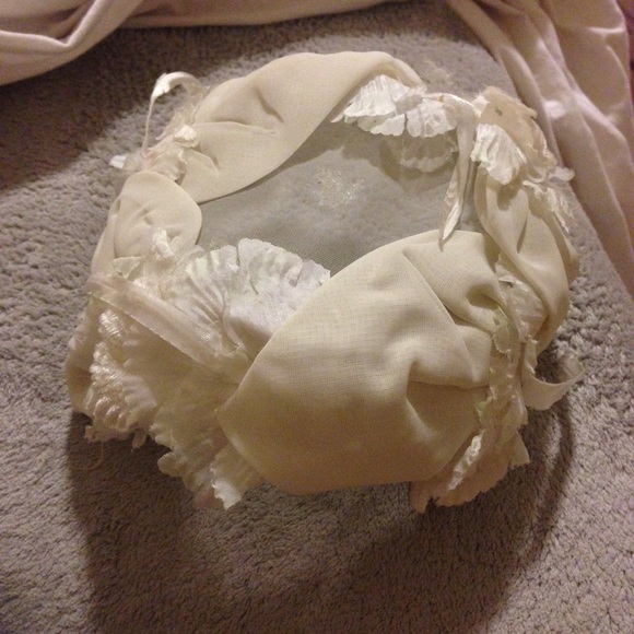 Floral vintage off white hat accessory