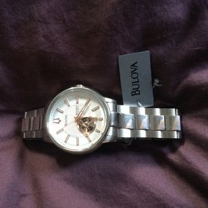 Bulova oversized mech. watch - BRAND NEW
