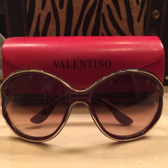 Valentino shades/sunglasses