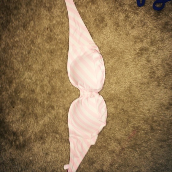 36B Victoria's Secret swim top