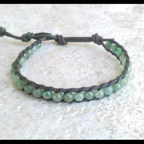 Tommy Bee Women's Aventurine wrap Leather Bracelet