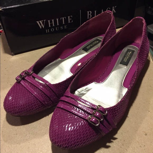 Raspberry flats 8.5 White House Black Market
