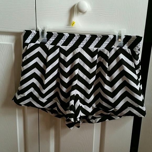 Black and white stripe shorts
