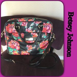 Betsy Laptop Carrier.