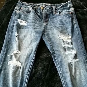 American Eagle Slouchy style jeans