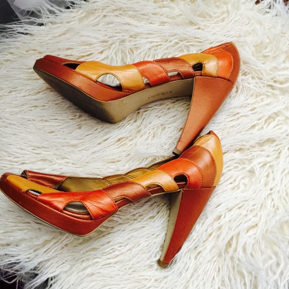 BCBG shoes