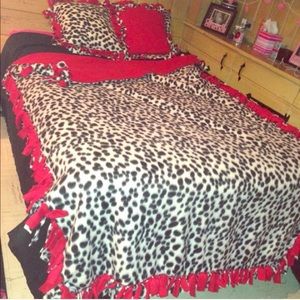 Red & leopard throw blanket and pillows