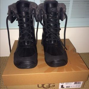 WOMEN'S
ADIRONDACK BOOT II - LEATHER