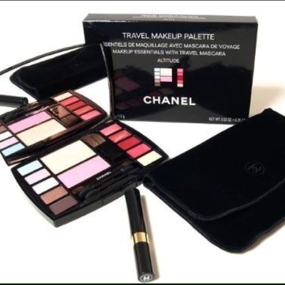 90 chanel other authentic new chanel makeup kit bag 90 chanel other authentic new chanel makeup kit bag