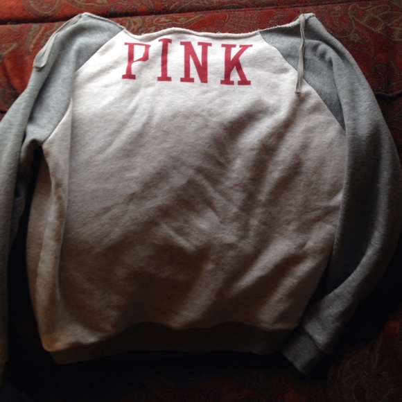 Off the shoulder sweater - Picture 2 of 3