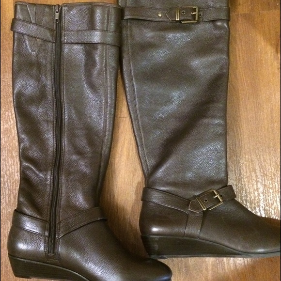 Arturo Chiang Leather Boots