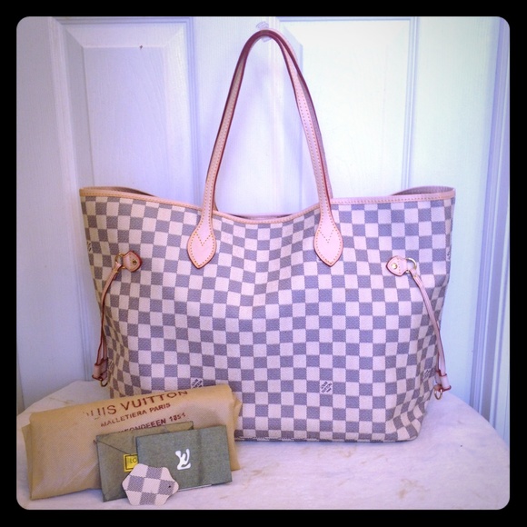 ON HOLD - LV "like" Neverfull Azur MM