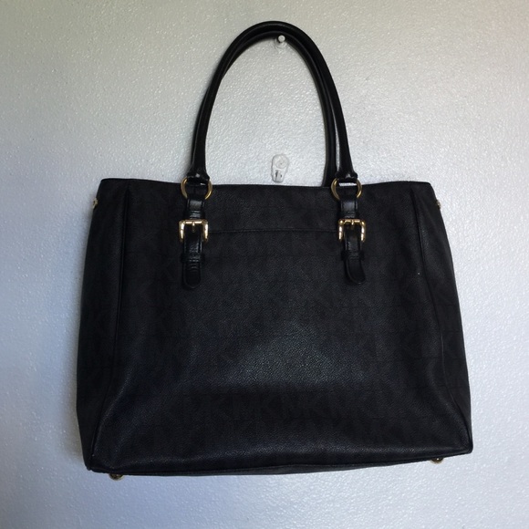 Michael Kors Handbags - Michael Kors Black Monogram Purse