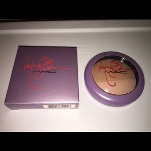 MAC Jolly Good Mineralized Skinfinish Duo