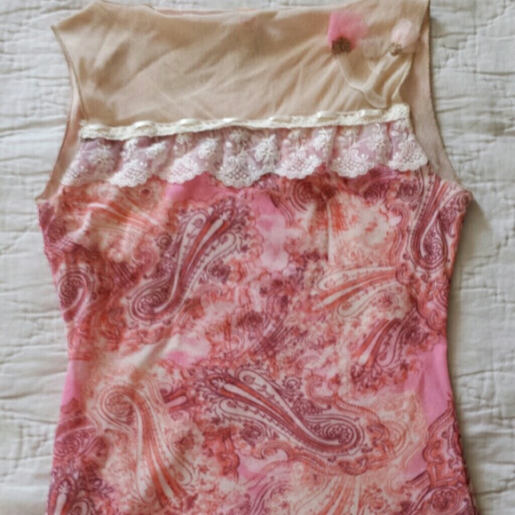 Petit Pois sleeveless top shirt