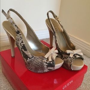 3.5" snake skin patterned multi colored natural