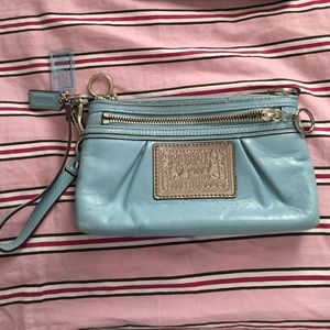 Coach poppy wristlet