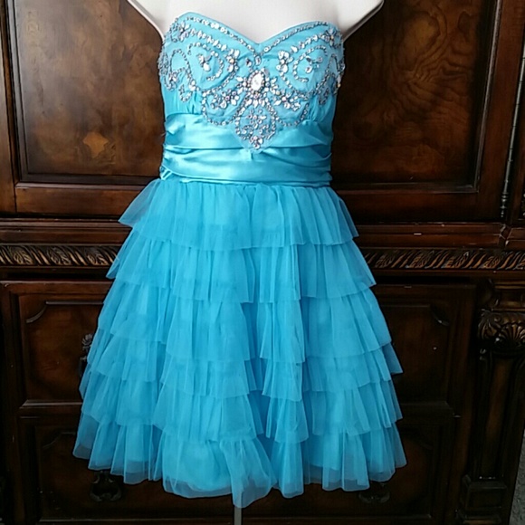 Beautiful tulle  and beaded cocktail/formal dress