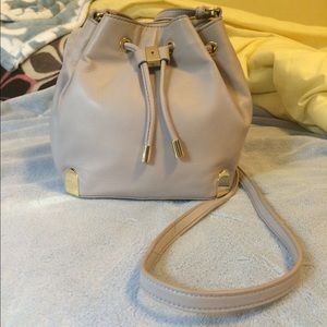 REDUCED ✅ Vince Camuto Janet Drawstring Cross Body