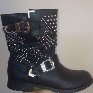 Boohoo black studded boots