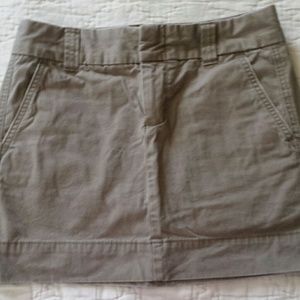 Gap taupe skirt
