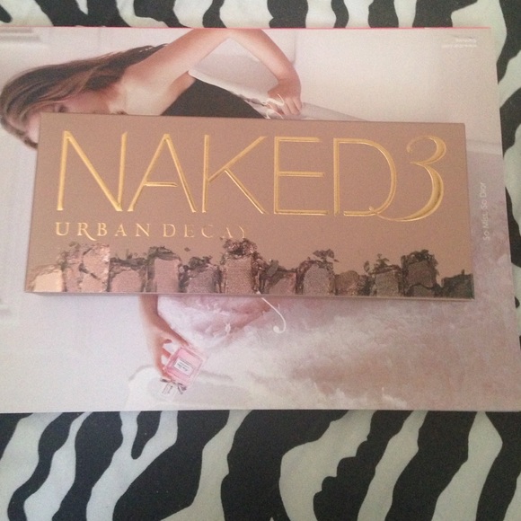 NAKED 3 PALETTE, BRAND NEW W BOX