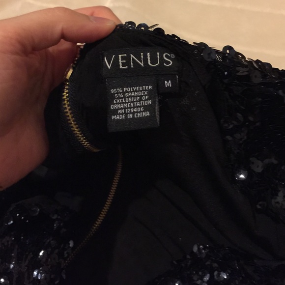 😃😃SOLD🎁🎁Venus black sequin dress - Picture 4 of 4