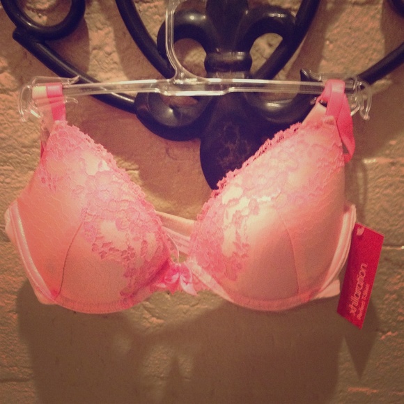 Hot and light pink lightly line NWOT tshirt bra