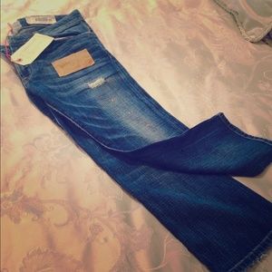 Lowest price! Current/Elliot boyfriend jeans! 27