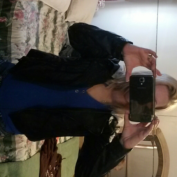 Jacket - Picture 3 of 4