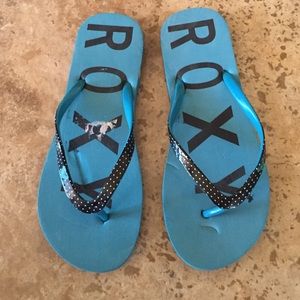 Roxy flip flops