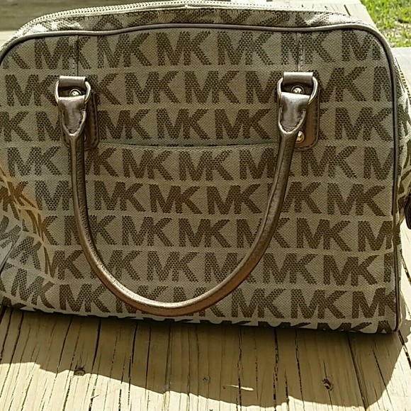 Michael kors bag