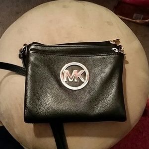 Michael kors crossbody bag
