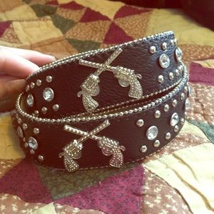 Bling 6 shooter belt with buckle