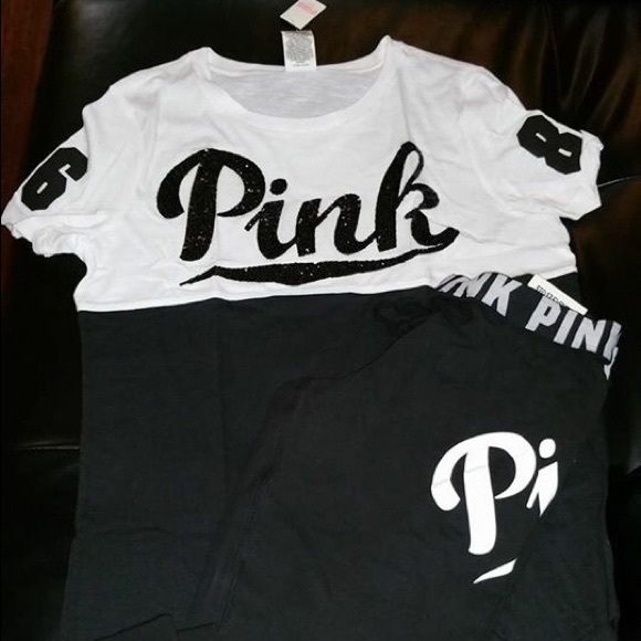 PINK Victoria's Secret Outerwear - Vs#1 flash sale !! 1 hour only price drop !!‼️‼️‼️