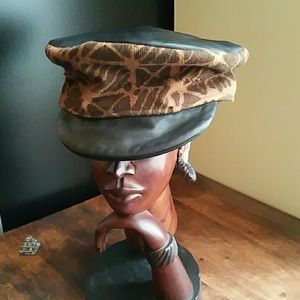 🎯One of a kind mud cloth n leather News boy cap🎯