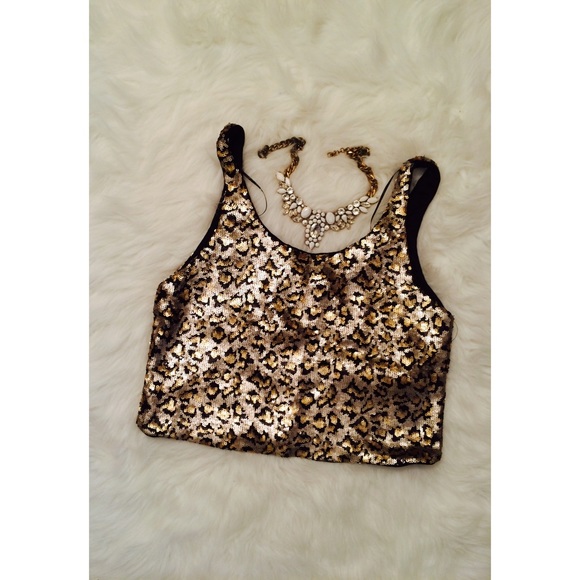 👸 zara sequined top 👸