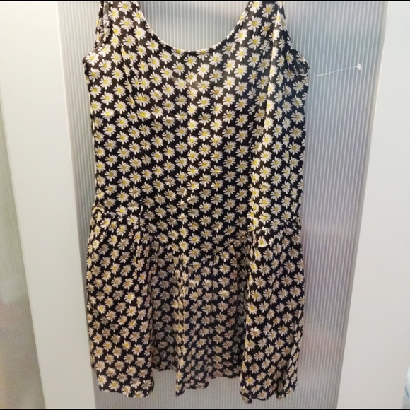 Floral shift dress