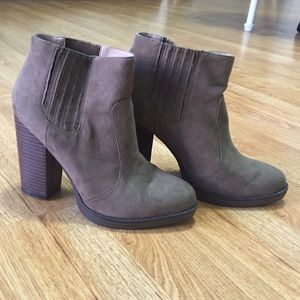 Zara Trafaluc ankle boots