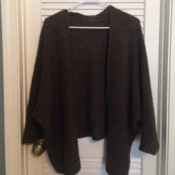 🚫TRADED🚫Voltaire cardigan - Picture 2 of 4
