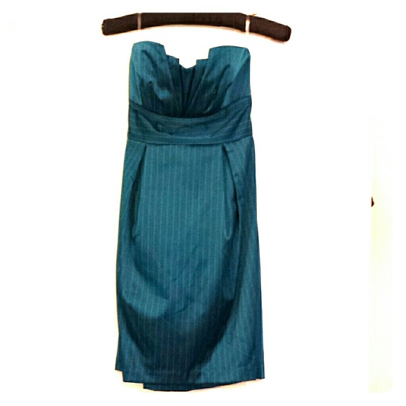 NWOT SEMI-FORMAL PROM DRESS OR NIGHT ON THE TOWN
