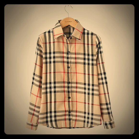Worn once beautiful blouse M