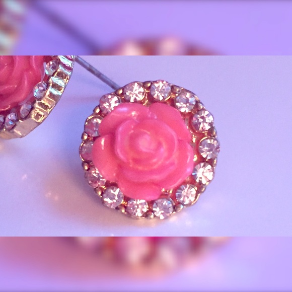 Forever 21 Rose Diamond Earrings