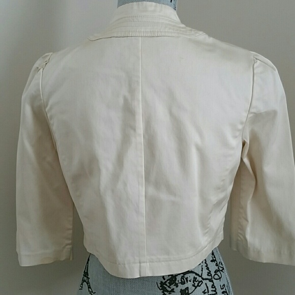 Ivory Jacket - Picture 2 of 2