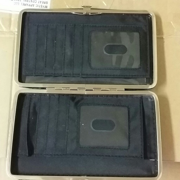 Wallet - Picture 3 of 4