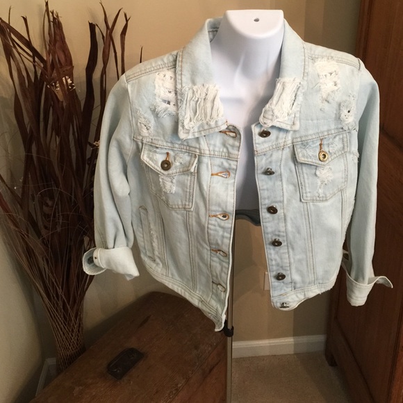 Carmar vintage acid washed med denim jacket crop