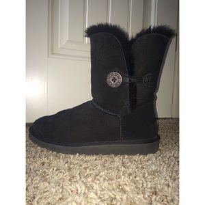Bailey button ugg boots
